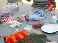 Duislig en Mez'o Help met Brei projek